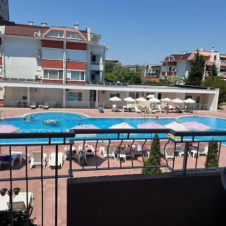 In Sunny -prime Location Sunny * Slantschew brjag